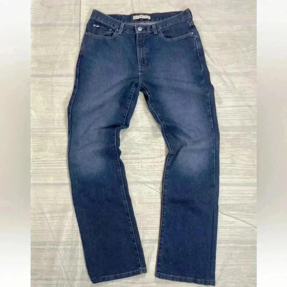 Vintage Classic Tommy Hilfiger Woman’s Denim Jeans Size 8 Stright Fit  Med Wash‎